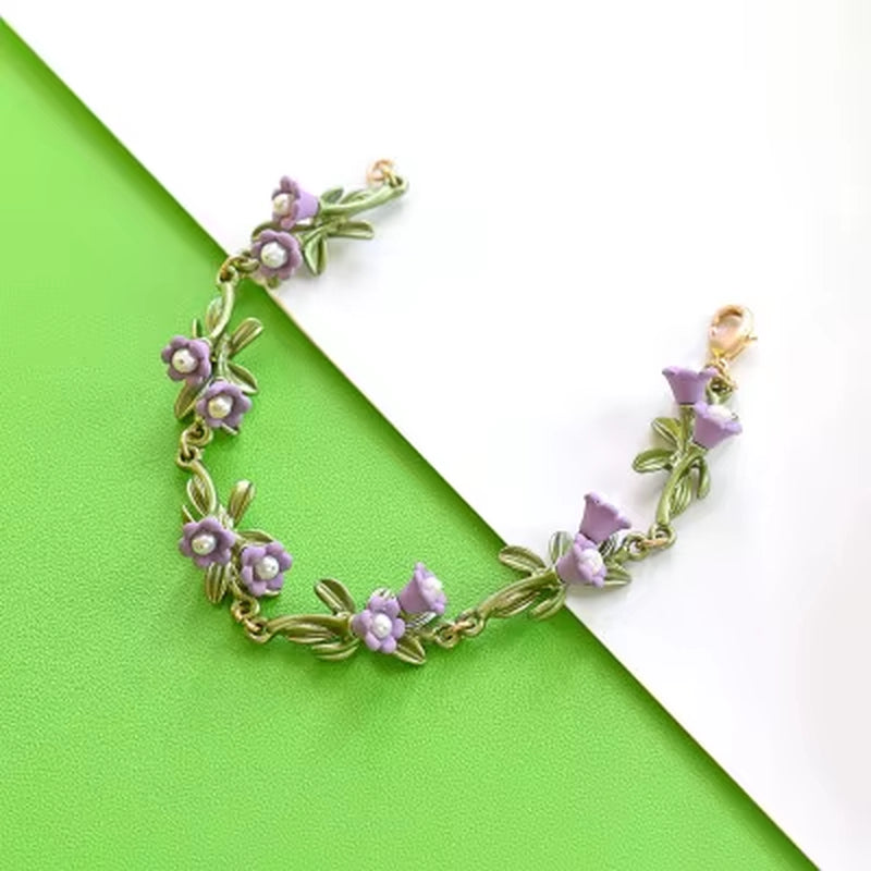 2020 NEW Elegant Retro Freshwater Pearls Plant White Bell Orchid Leaves Flowers Bracelet for Women Party Jewelry Gift