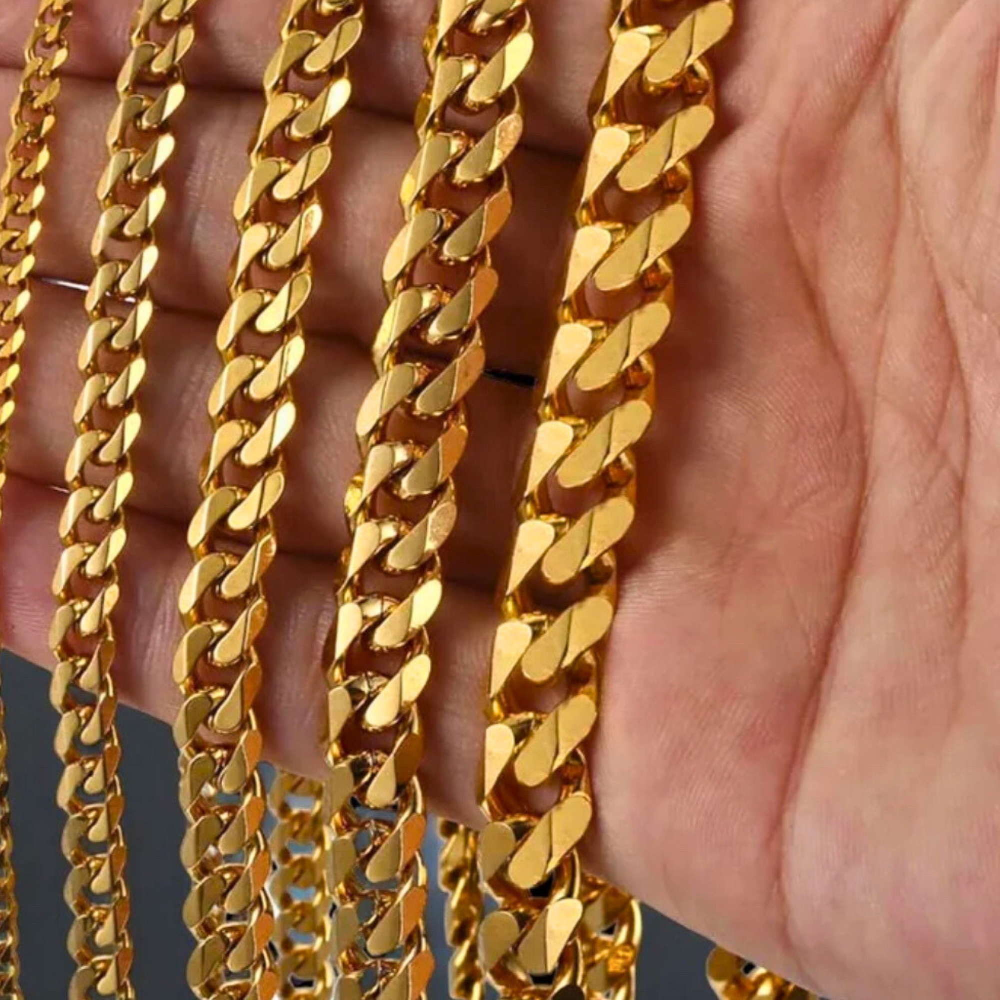 Men’s Gold-Plated Cuban Curb Chain Necklace – Fashion Jewelry